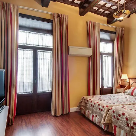 Отель Anacapri 3*